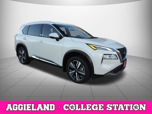 Certified 2021 Nissan Rogue SL image 3