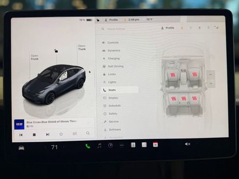Used 2022 Tesla Model Y Long Range AWD/4WD image 29