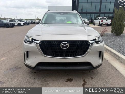 Used 2025 MAZDA CX-90 3.3 Turbo w/ Preferred Package image 2