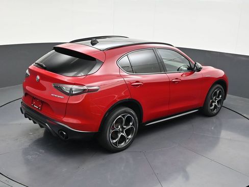 Used 2024 Alfa Romeo Stelvio Veloce AWD/4WD image 22