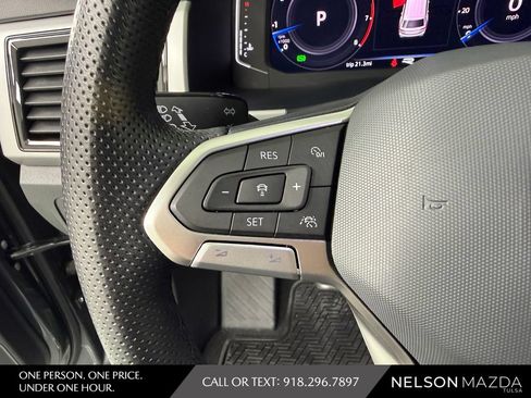 Used 2023 Volkswagen Atlas SEL Premium R-Line AWD/4WD image 23