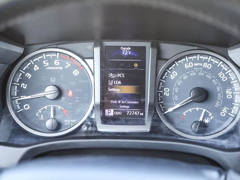 Certified 2021 Toyota Tacoma TRD Off-Road w/ Technology Package AWD/4WD image 22