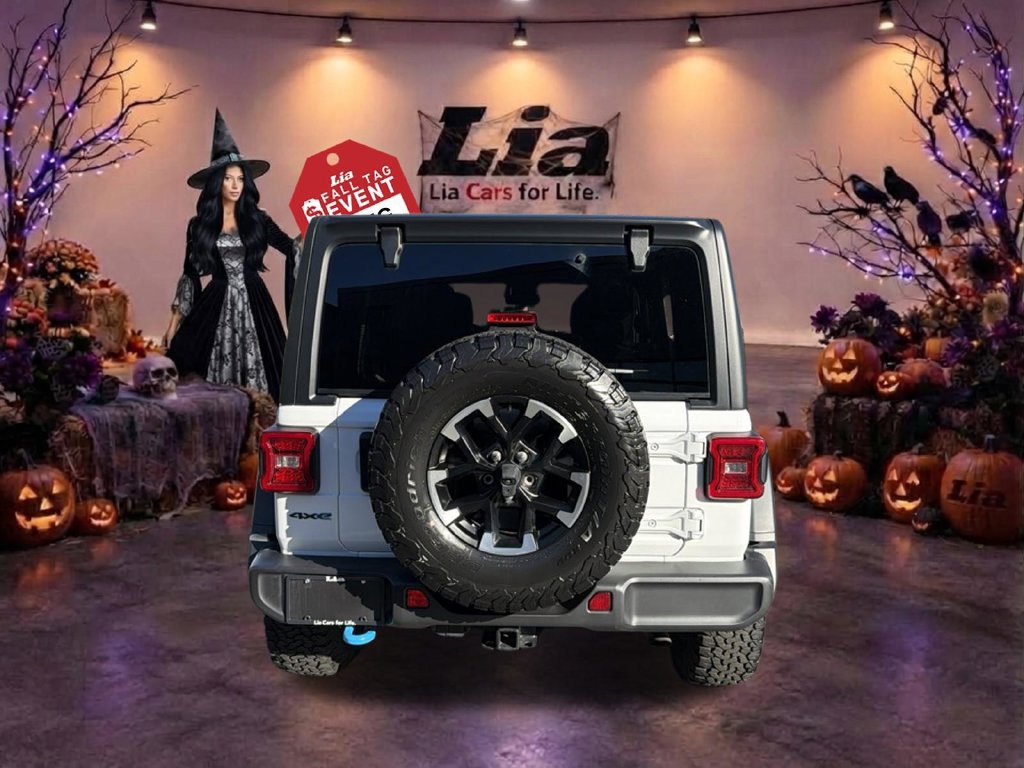 Used 2024 Jeep Wrangler Unlimited Rubicon 4xe w/ Convenience Group AWD/4WD image 5
