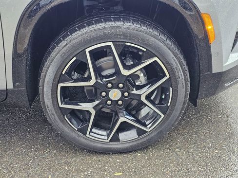 New 2026 Chevrolet Traverse High Country AWD/4WD image 9