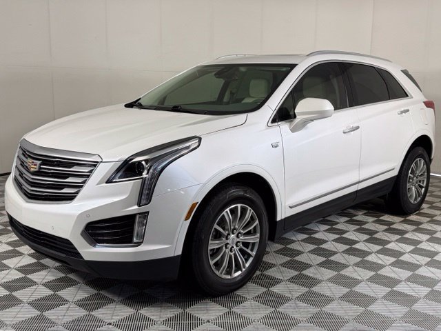 Used 2019 Cadillac XT5 Luxury FWD image 2
