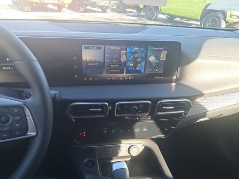 New 2026 Nissan Sentra SR w/ SR Premium Package image 18