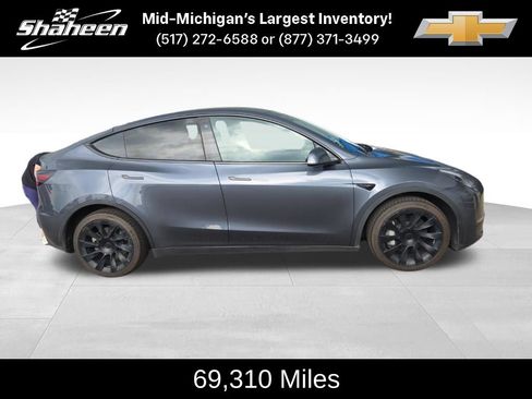 Used 2023 Tesla Model Y Long Range AWD/4WD image 2