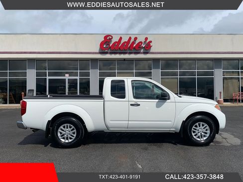 Used 2019 Nissan Frontier SV RWD image 1
