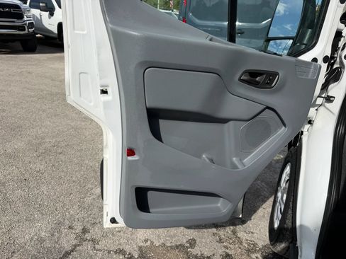 Used 2018 Ford Transit 250 148 Medium Roof w/ Interior Upgrade Package RWD image 11