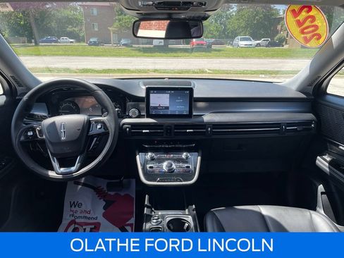 Certified 2022 Lincoln Corsair AWD w/ Equipment Group 101A image 15