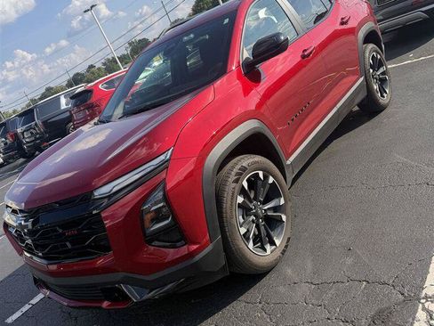 Certified 2025 Chevrolet Equinox RS FWD image 1