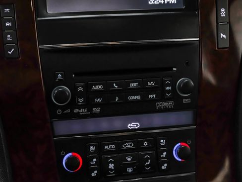 Used 2013 Cadillac Escalade EXT Premium AWD/4WD image 28