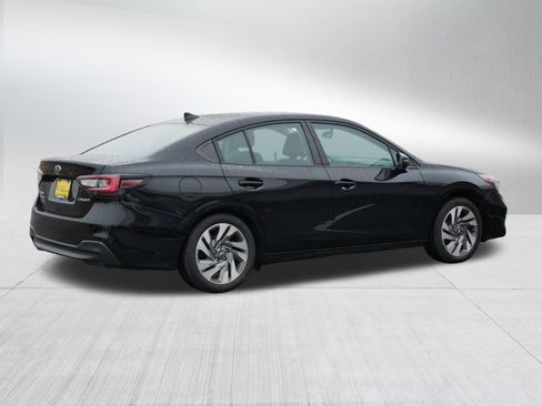 Used 2023 Subaru Legacy Limited image 7