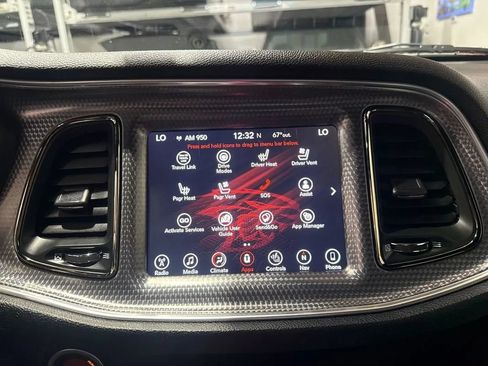 Used 2017 Dodge Challenger SRT Hellcat RWD image 98