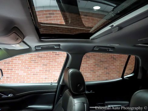 Used 2019 GMC Acadia SLT image 14