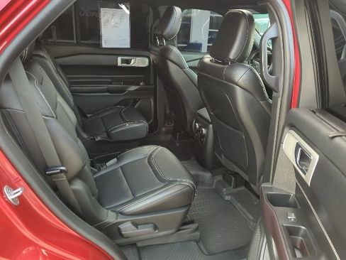 Used 2020 Ford Explorer ST w/ ST Street Pack image 18