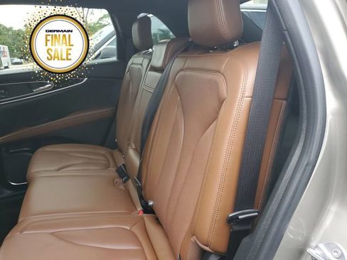 Certified 2023 Lincoln Nautilus Reserve w/ Equipment Group 201A image 17