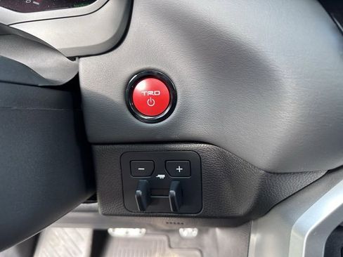 New 2025 Toyota Sequoia Platinum image 33