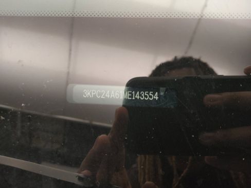 Used 2021 Hyundai Accent SE image 33