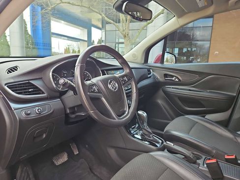 Used 2019 Buick Encore Preferred image 10