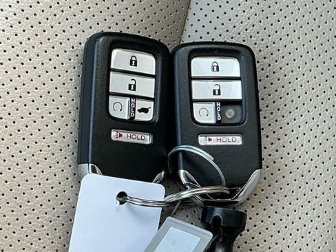 Certified 2022 Honda CR-V Touring image 19