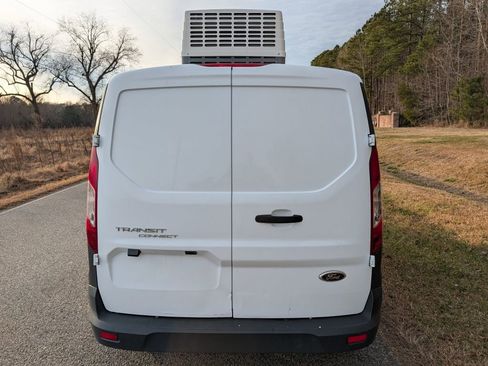 Used 2015 Ford Transit Connect XL image 5