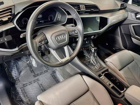 Used 2022 Audi Q3 2.0T Premium Plus w/ Premium Plus Package AWD/4WD image 9