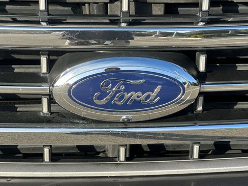 Used 2021 Ford F150 Lariat w/ Equipment Group 502A High image 48