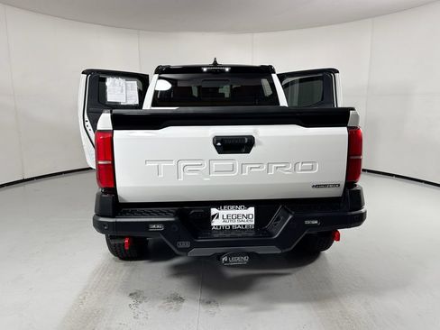 Used 2024 Toyota Tacoma TRD Pro AWD/4WD image 34