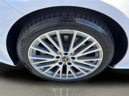 Used 2020 Mercedes-Benz CLA 250 image 30