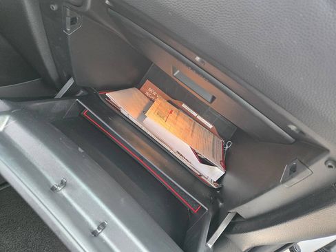 Used 2017 Kia Soul FWD image 39