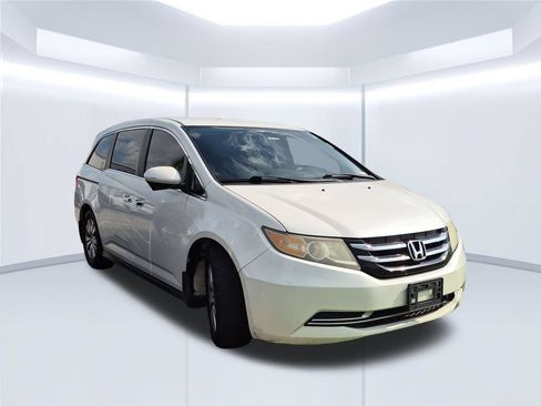 Used 2016 Honda Odyssey SE image 5
