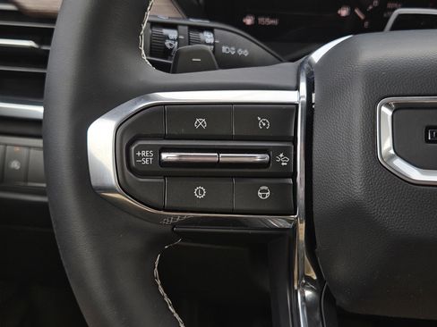 New 2026 GMC Acadia Denali image 13