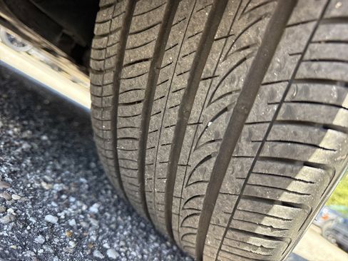 Certified 2025 Hyundai Elantra Sport image 9