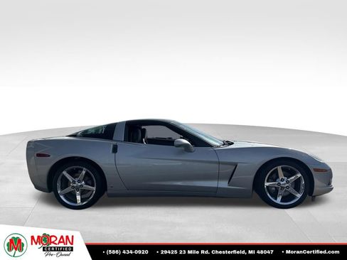 Used 2008 Chevrolet Corvette Coupe w/ Preferred Equipment Group RWD image 6