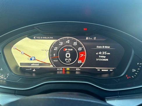 Used 2018 Audi SQ5 Premium Plus w/ Navigation Package AWD/4WD image 28
