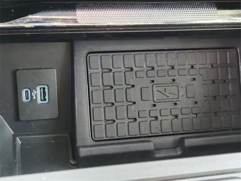 Used 2023 Ford F150 Limited image 27