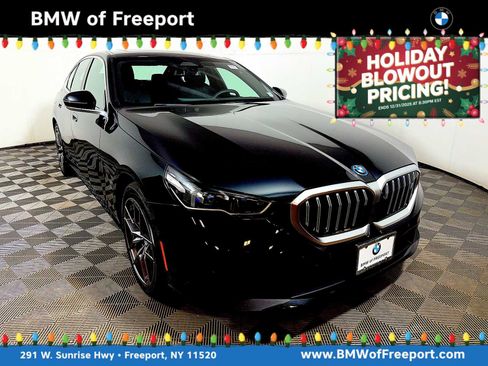 Used 2026 BMW i5 eDrive40 w/ Premium Package image 1