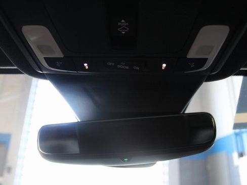 Used 2025 Honda CR-V Sport Touring image 40