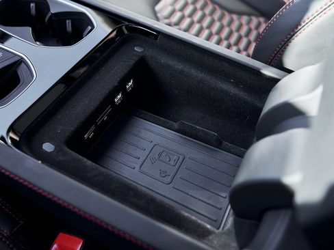 Used 2021 Lamborghini Urus image 64