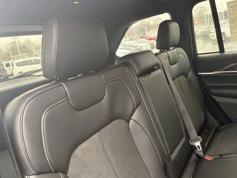 New 2026 Jeep Grand Cherokee Laredo image 28