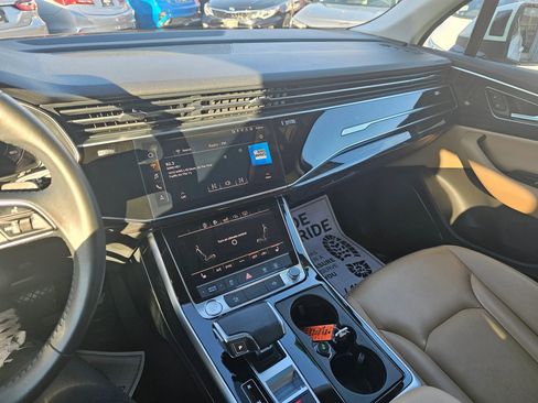 Used 2020 Audi Q7 3.0T Premium image 26