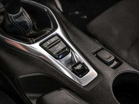 Used 2018 Chevrolet Camaro SS image 22