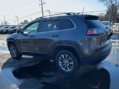 Used 2019 Jeep Cherokee Latitude Plus w/ Cold Weather Group image 6