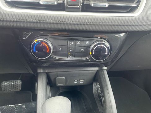 Used 2025 Chevrolet TrailBlazer LT image 17