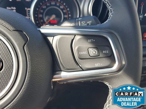 Used 2023 Jeep Gladiator Rubicon w/ LED Lighting Group image 37