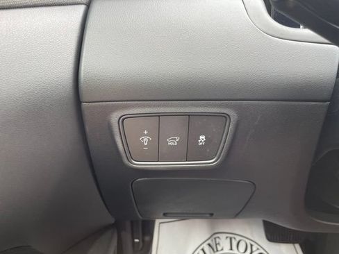 Used 2023 Hyundai Tucson Limited AWD/4WD image 17