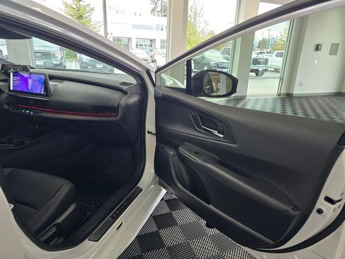 Used 2026 Toyota Prius XSE image 41