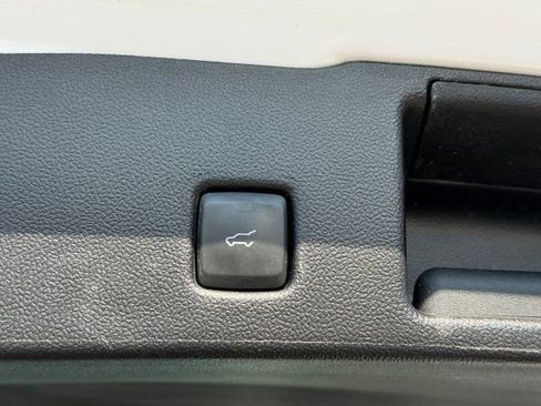 Used 2023 Ford Escape Active image 19