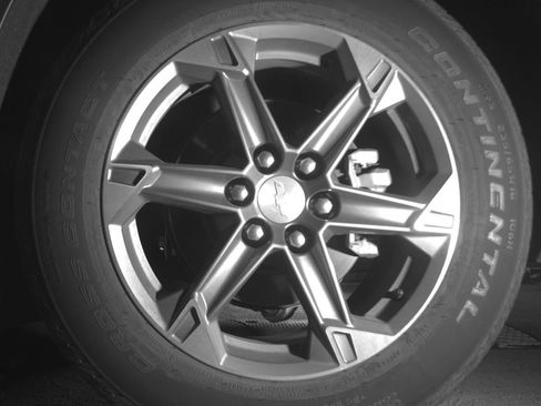 Used 2025 Chevrolet Blazer LT FWD image 14